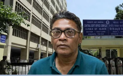দুর্গাপূজার পাস-কাণ্ডে গ্রেপ্তার সাবেক মন্ত্রী ইন্দ্রনীল সেন